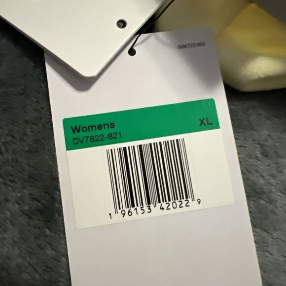 XL Nike Sportswear Terry Cloth PE Shorts Citron Tint Wheat Gold Women’s - Picture 2 of 10